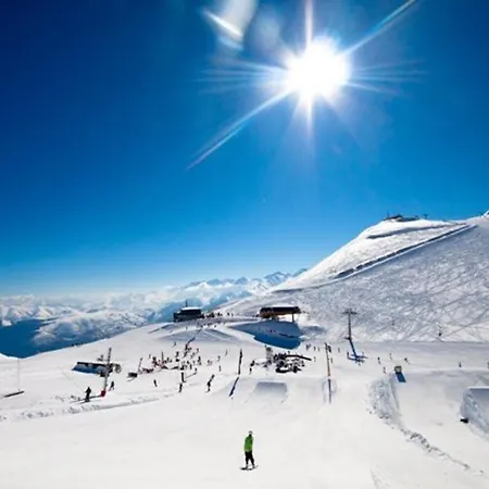 Duplex Pour 4 Pers. Avec Balcon, Proche Centre Et Telepherique, Parking & Casier A Skis - Fr-1-296-128 Apartment *