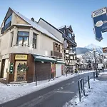 Apartament Duplex Pour 4 Pers. Avec Balcon, Proche Centre Et Telepherique, Parking & Casier A Skis - Fr-1-296-128