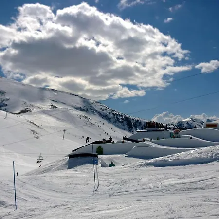 Duplex Pour 4 Pers. Avec Balcon, Proche Centre Et Telepherique, Parking & Casier A Skis - Fr-1-296-128